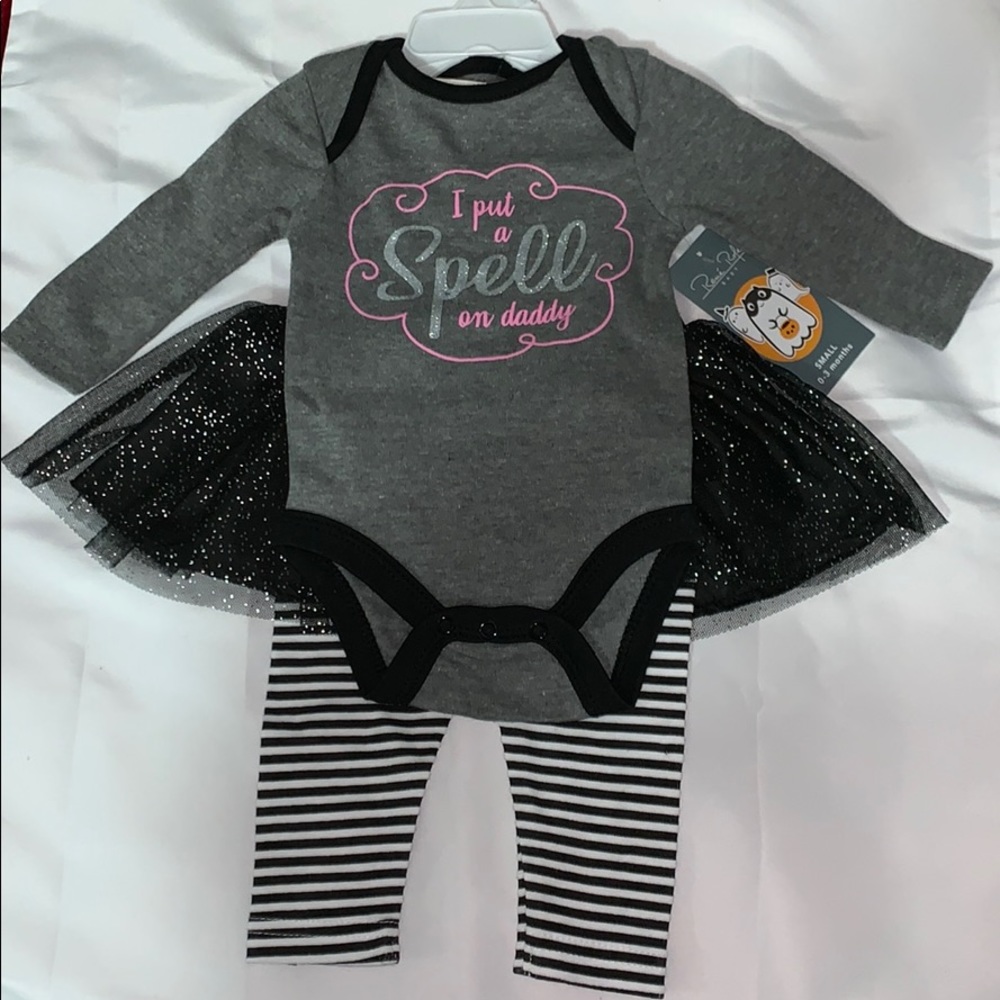 “I Put a Spell on Daddy” Halloween Outfit